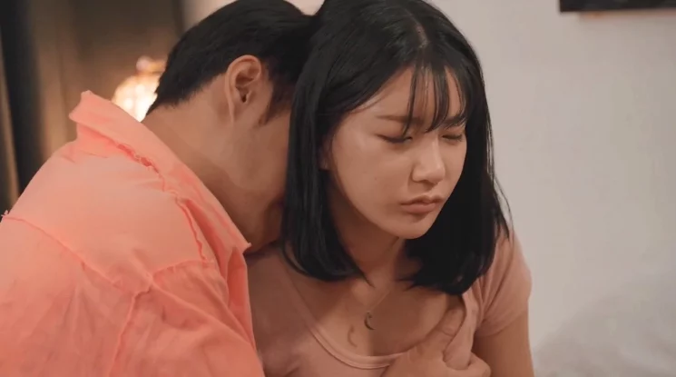 Anh trai, em muốn trở thành diễn viên phim người lớn – Hàn Quốc