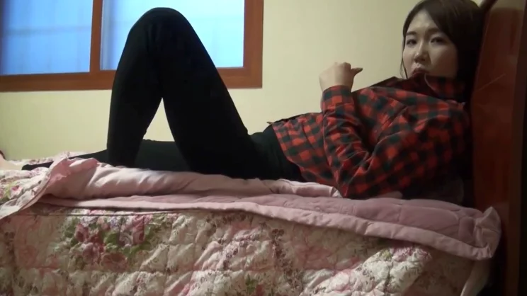 Cặp đôi đại học tự sướng khi đi du lịch – Hàn Quốc