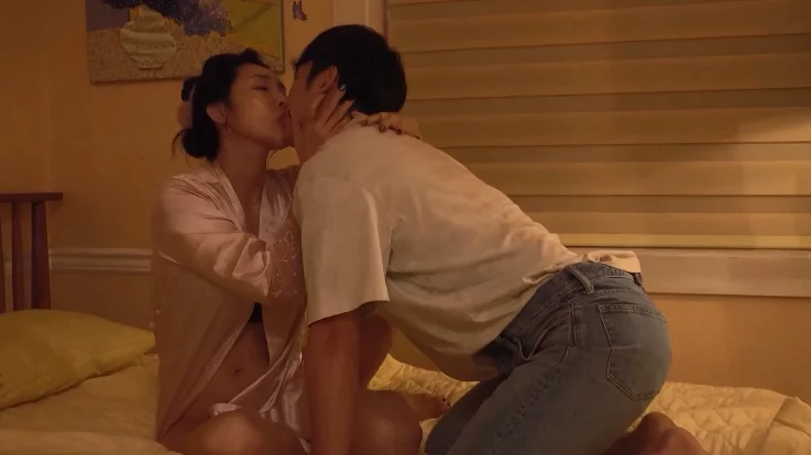 Chàng trai may mắn chơi 2 em gái hàng ngon khi say – Hàn Quốc